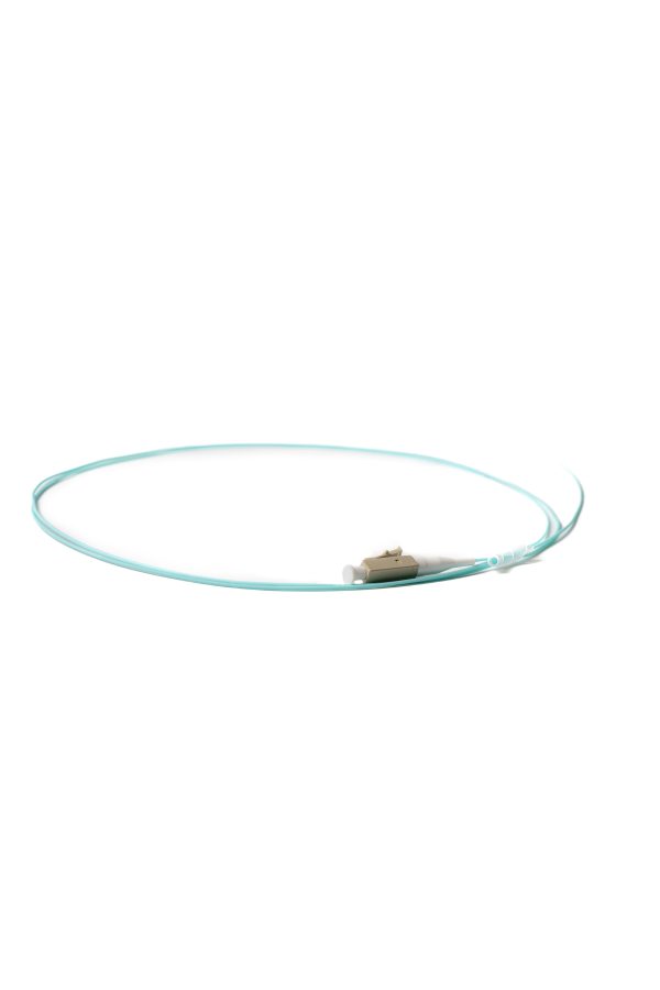 Pigtail 0.9mm LC/UPC OM4-550m LSZH3 de 1 mt.