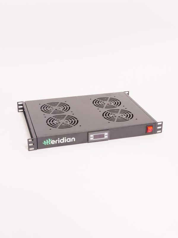KIT DE 4 VENTILADORES PARA GABINETES CON MEDIDOR DE TEMPERATURA DIGITAL